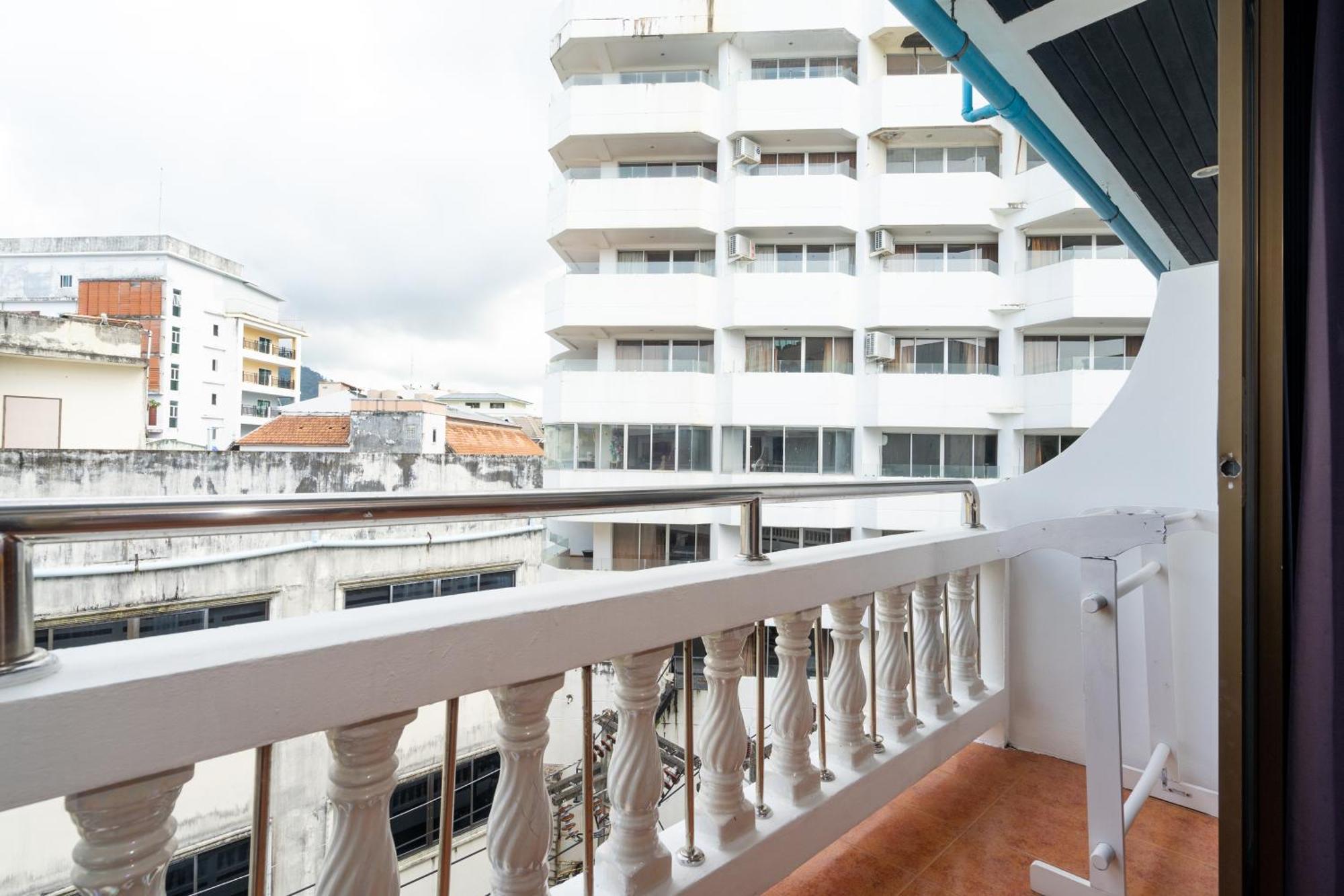 Patong Central Residence & Apartment Εξωτερικό φωτογραφία