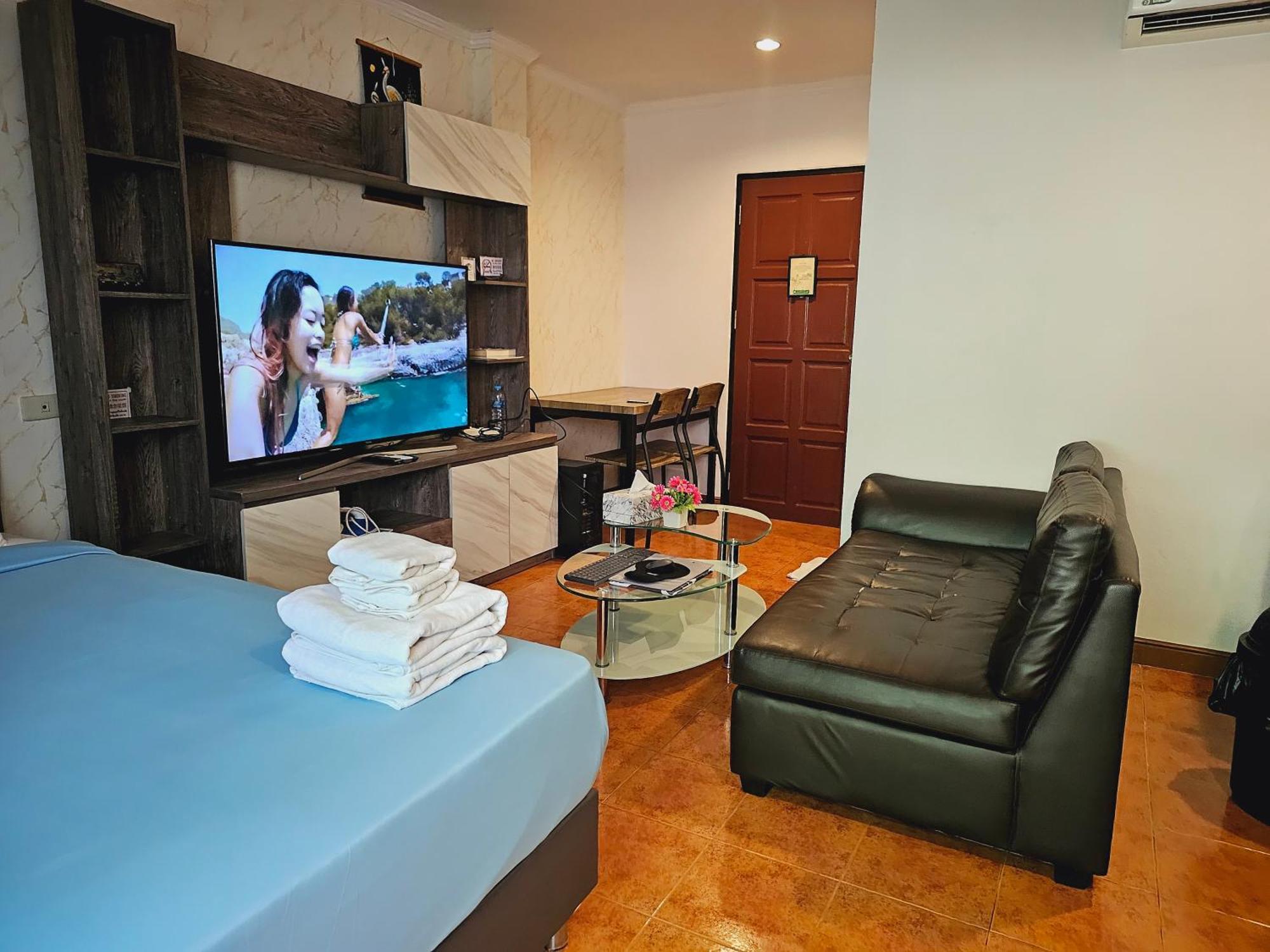 Patong Central Residence & Apartment Δωμάτιο φωτογραφία