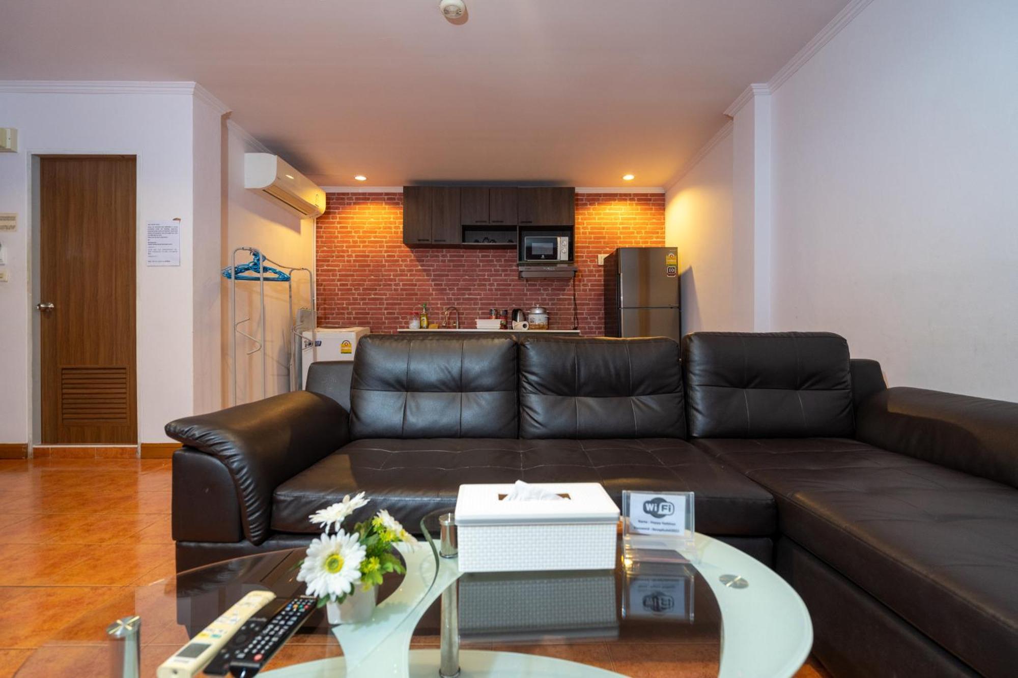 Patong Central Residence & Apartment Δωμάτιο φωτογραφία