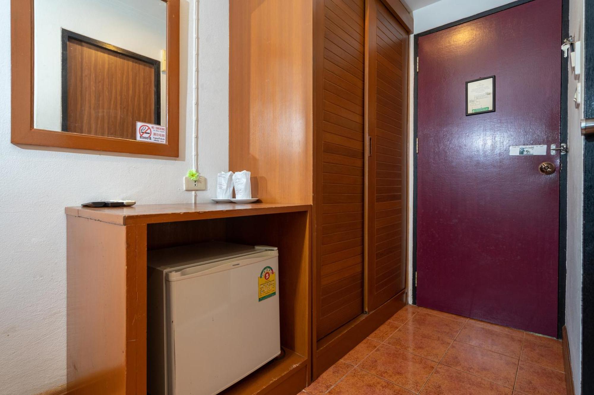 Patong Central Residence & Apartment Δωμάτιο φωτογραφία