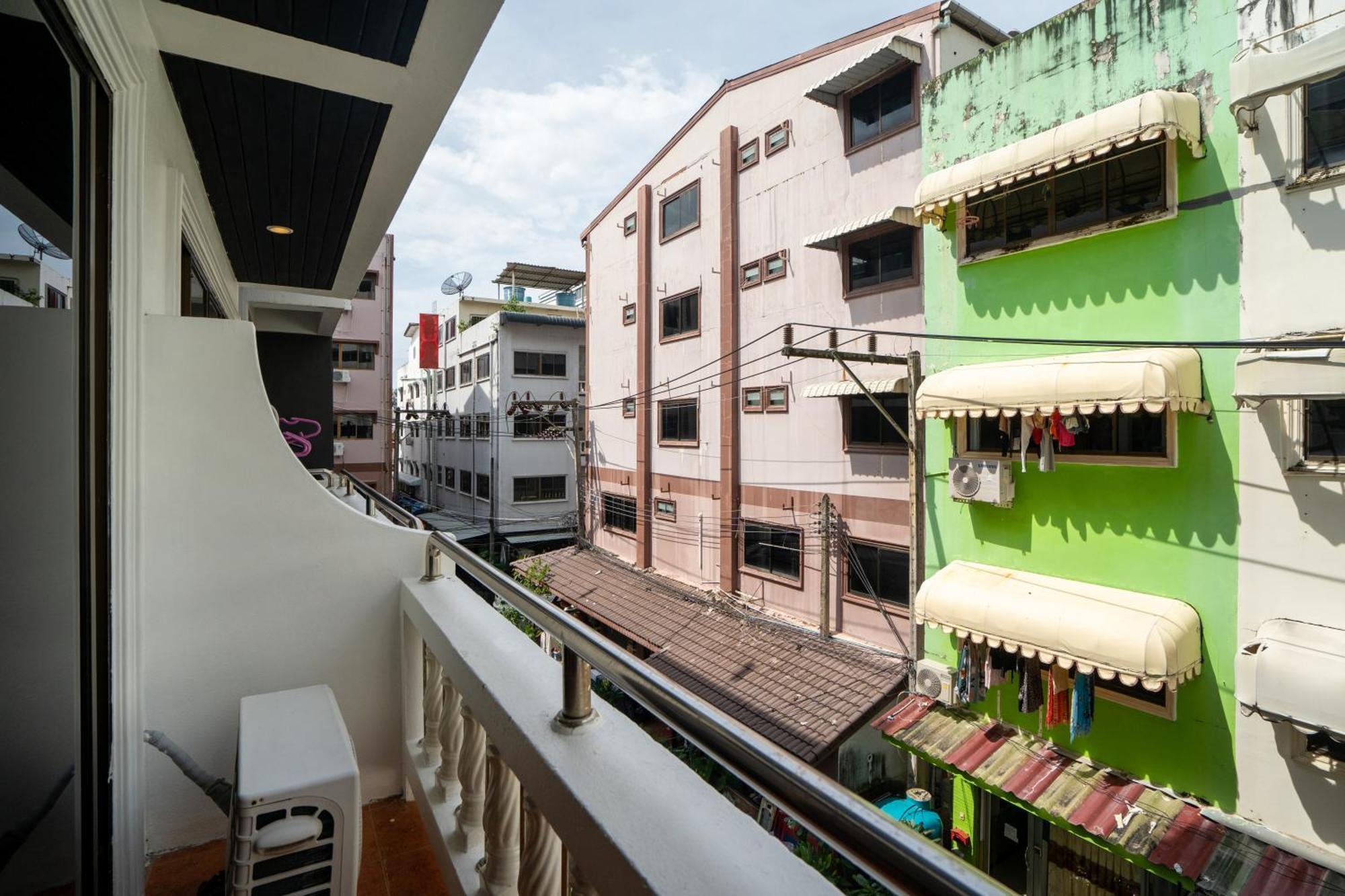 Patong Central Residence & Apartment Δωμάτιο φωτογραφία