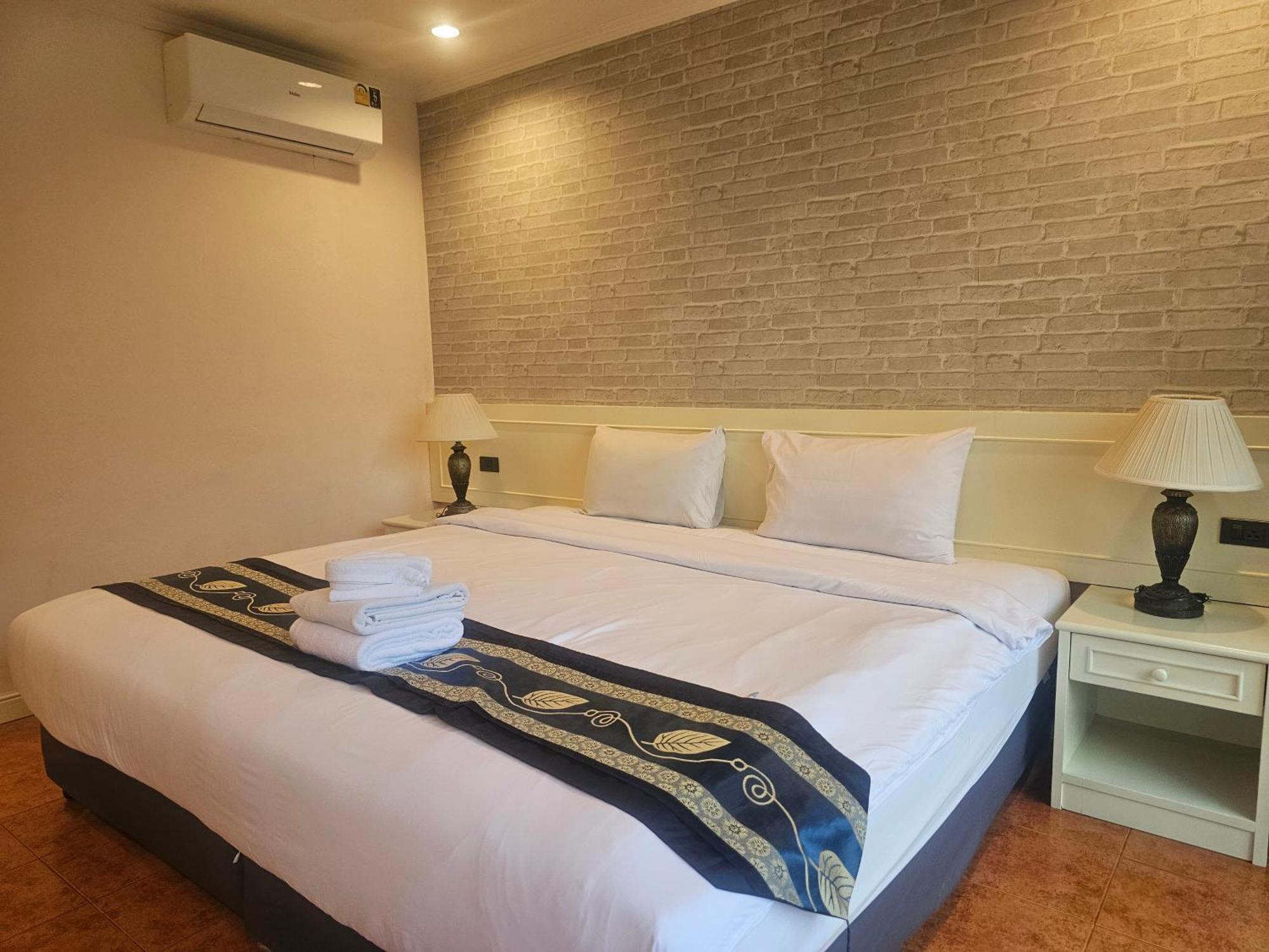 Patong Central Residence & Apartment Εξωτερικό φωτογραφία